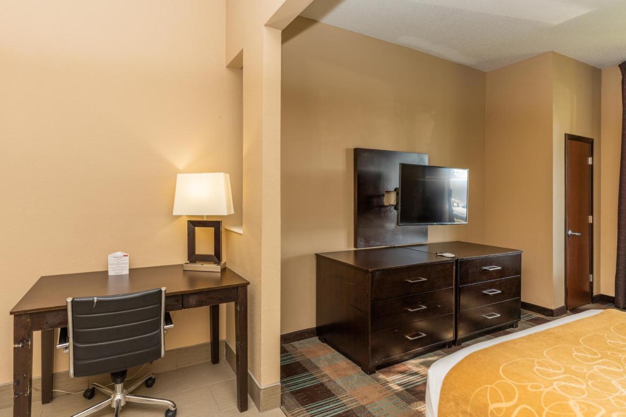 Comfort Suites Houston West At Clay Road Bagian luar foto