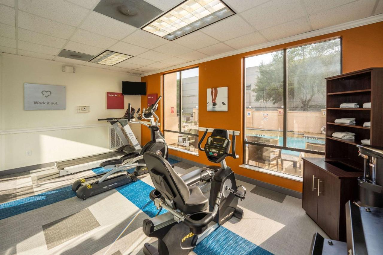 Comfort Suites Houston West At Clay Road Bagian luar foto
